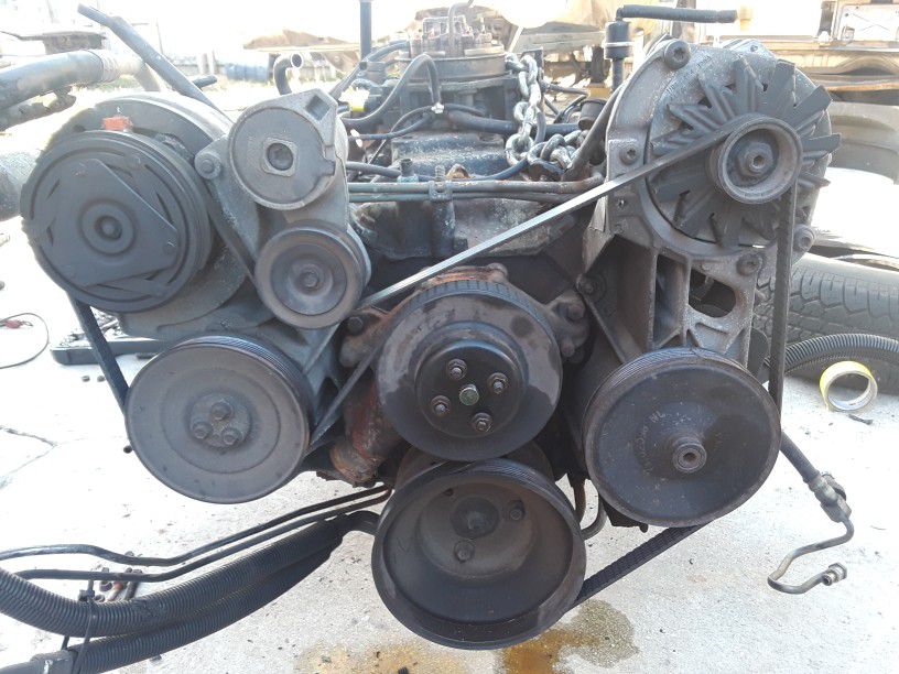 Chevrolet Silverado 6500 Serpentine Belt diagram.jpeg